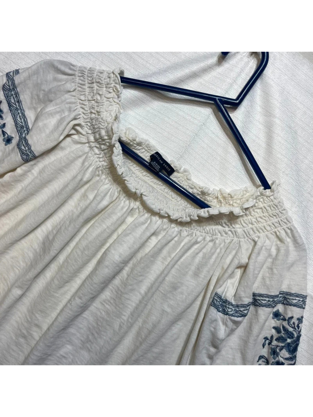 American Eagle Off-Shoulder Embroidered Cotton Blouse Size Small